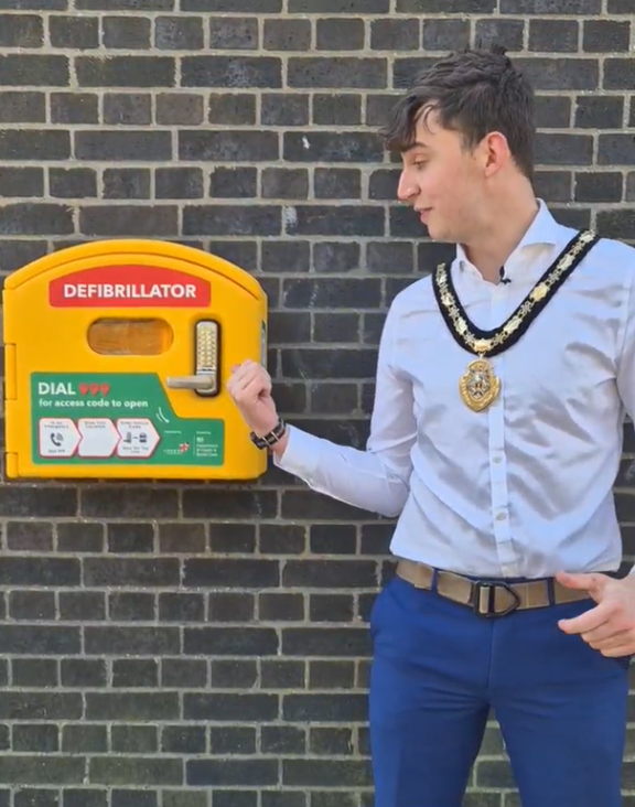 Deputy Mayor with Trent Lock defibrilator.
